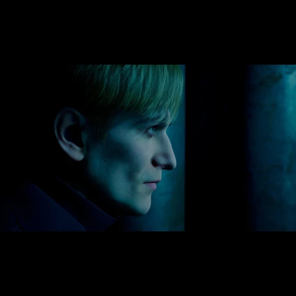 Blue Hat Studio She's Leaving